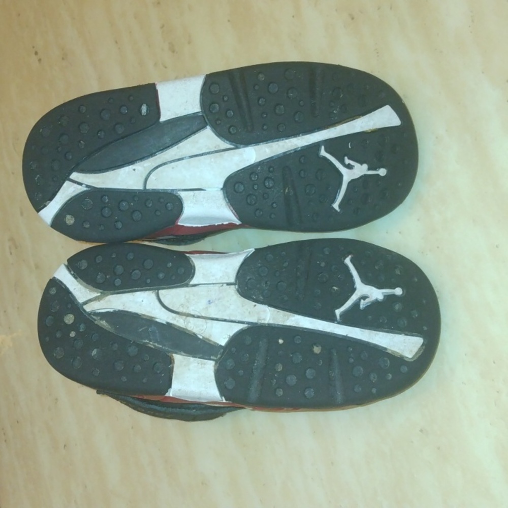 Jordan 8 Retro - Picture 5 of 6
